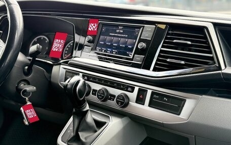 Volkswagen Caravelle T6 рестайлинг, 2020 год, 3 928 000 рублей, 11 фотография