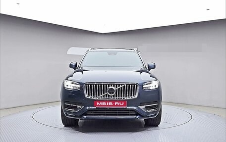 Volvo XC90 II рестайлинг, 2022 год, 4 800 000 рублей, 2 фотография