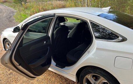 Hyundai Sonata VII, 2017 год, 1 990 000 рублей, 11 фотография