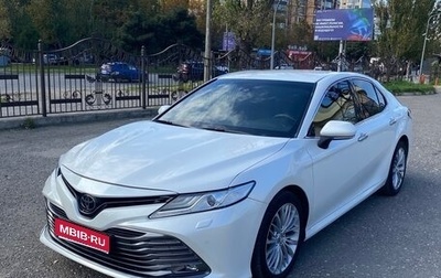 Toyota Camry, 2018 год, 2 200 000 рублей, 1 фотография