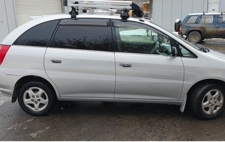 Toyota Nadia, 2000 год, 741 555 рублей, 7 фотография