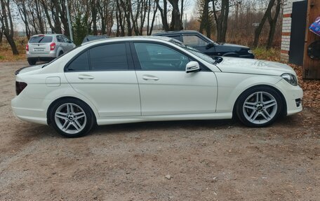 Mercedes-Benz C-Класс, 2011 год, 1 400 000 рублей, 2 фотография