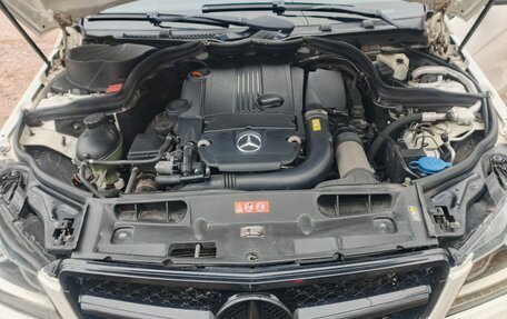 Mercedes-Benz C-Класс, 2011 год, 1 400 000 рублей, 8 фотография