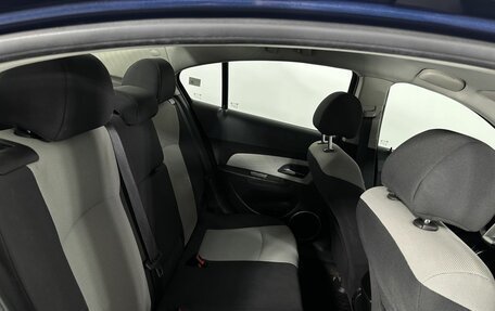 Chevrolet Cruze II, 2011 год, 730 000 рублей, 16 фотография