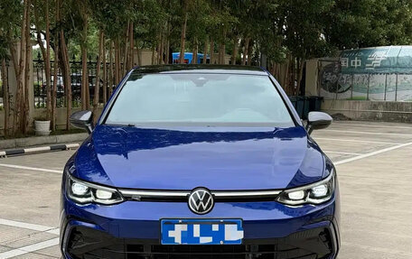 Volkswagen Golf VIII, 2021 год, 1 380 155 рублей, 2 фотография