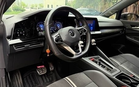 Volkswagen Golf VIII, 2021 год, 1 380 155 рублей, 6 фотография