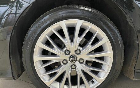 Toyota Camry, 2019 год, 2 110 000 рублей, 9 фотография