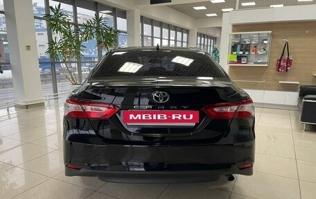 Toyota Camry, 2019 год, 2 110 000 рублей, 6 фотография