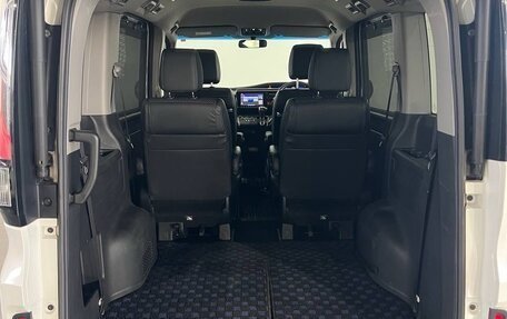 Honda Stepwgn IV, 2016 год, 1 897 000 рублей, 15 фотография