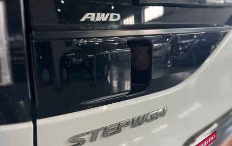 Honda Stepwgn IV, 2016 год, 1 897 000 рублей, 12 фотография