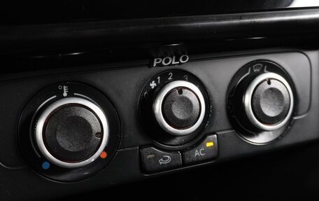 Volkswagen Polo VI (EU Market), 2013 год, 909 000 рублей, 16 фотография