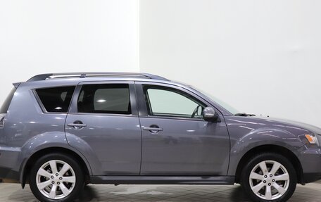 Mitsubishi Outlander III рестайлинг 3, 2011 год, 1 140 000 рублей, 4 фотография
