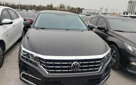 Volkswagen Passat B8 рестайлинг, 2021 год, 2 000 000 рублей, 2 фотография