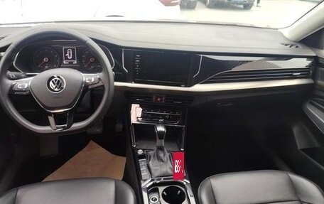 Volkswagen Passat B8 рестайлинг, 2021 год, 2 000 000 рублей, 10 фотография