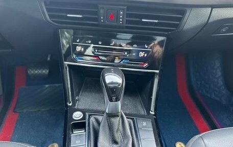 Volkswagen Passat B8 рестайлинг, 2021 год, 2 000 000 рублей, 13 фотография