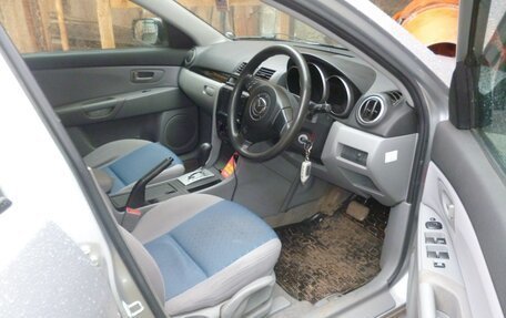 Mazda Axela, 2004 год, 570 000 рублей, 3 фотография