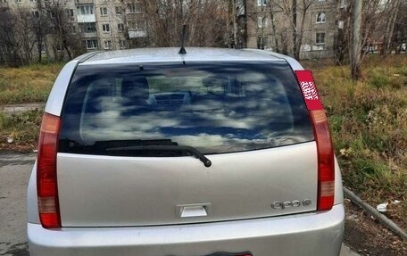 Toyota Opa I рестайлинг, 2001 год, 600 000 рублей, 6 фотография