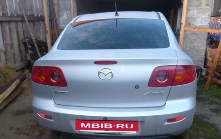 Mazda Axela, 2004 год, 570 000 рублей, 2 фотография