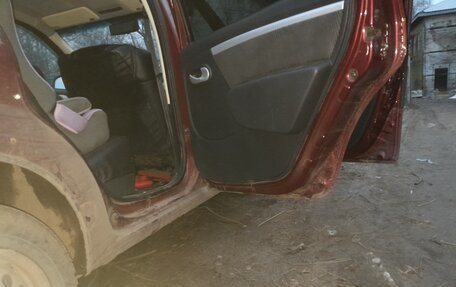 Renault Logan I, 2011 год, 380 000 рублей, 6 фотография