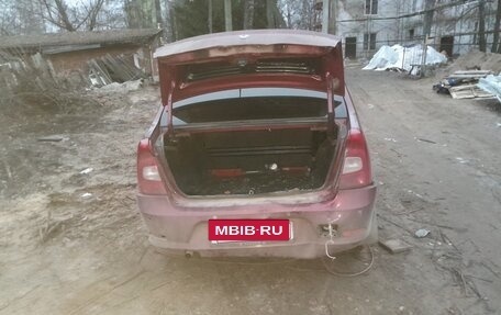 Renault Logan I, 2011 год, 380 000 рублей, 8 фотография