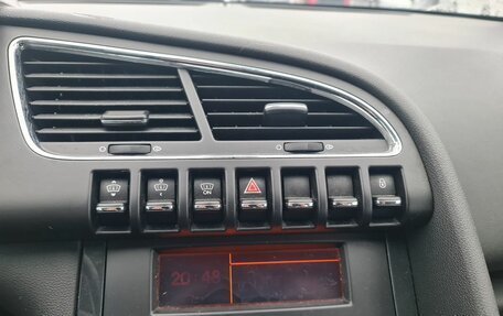 Peugeot 3008 I рестайлинг, 2014 год, 750 000 рублей, 30 фотография