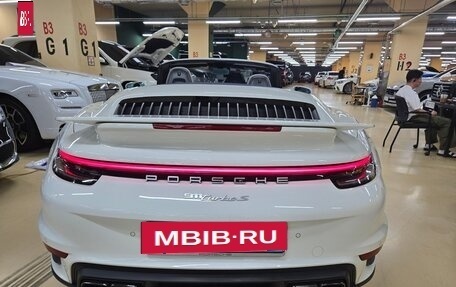 Porsche 911, 2021 год, 18 588 000 рублей, 7 фотография