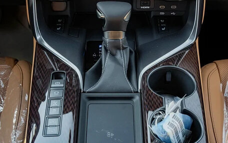 Lexus LX, 2025 год, 18 200 000 рублей, 15 фотография