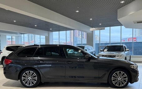 BMW 5 серия, 2019 год, 2 400 000 рублей, 10 фотография