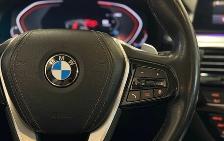 BMW 5 серия, 2019 год, 2 400 000 рублей, 19 фотография