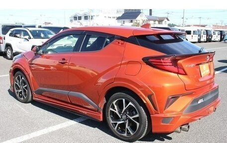 Toyota C-HR I рестайлинг, 2020 год, 1 735 000 рублей, 2 фотография