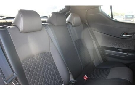 Toyota C-HR I рестайлинг, 2020 год, 1 735 000 рублей, 17 фотография