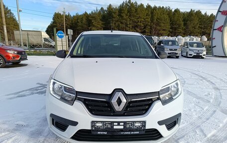 Renault Logan II, 2018 год, 814 995 рублей, 2 фотография