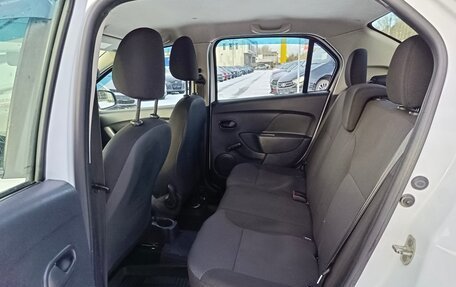 Renault Logan II, 2018 год, 814 995 рублей, 11 фотография