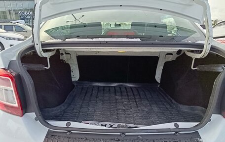 Renault Logan II, 2018 год, 814 995 рублей, 12 фотография