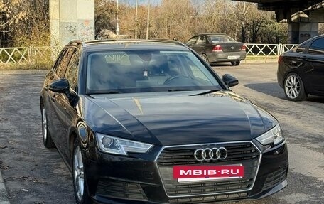 Audi A4, 2017 год, 2 200 000 рублей, 8 фотография