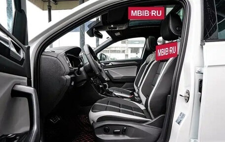 Volkswagen T-Roc I, 2025 год, 2 690 000 рублей, 8 фотография