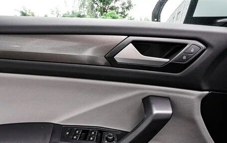 Volkswagen T-Roc I, 2025 год, 2 690 000 рублей, 14 фотография