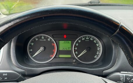 Skoda Fabia II, 2009 год, 307 000 рублей, 10 фотография