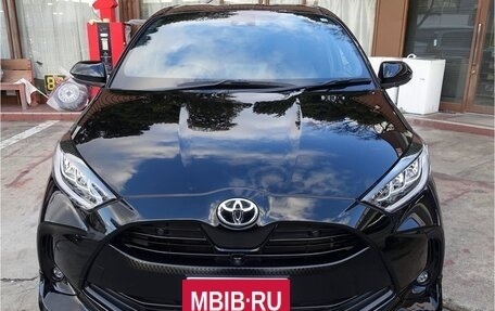 Toyota Yaris, 2022 год, 980 000 рублей, 5 фотография