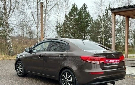 KIA Rio III рестайлинг, 2016 год, 1 000 000 рублей, 4 фотография