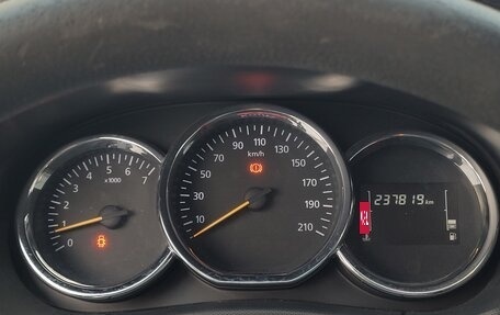 Renault Duster I рестайлинг, 2018 год, 980 000 рублей, 11 фотография