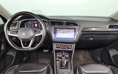 Volkswagen Tiguan II, 2022 год, 2 950 000 рублей, 6 фотография