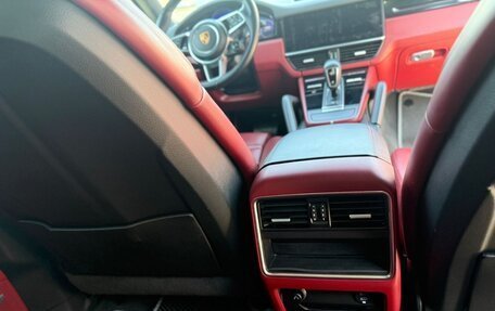 Porsche Cayenne III, 2021 год, 6 350 000 рублей, 4 фотография