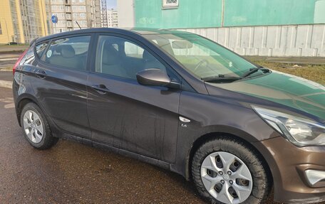 Hyundai Solaris II рестайлинг, 2014 год, 1 200 000 рублей, 2 фотография