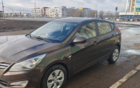Hyundai Solaris II рестайлинг, 2014 год, 1 200 000 рублей, 3 фотография