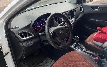 Hyundai Solaris II рестайлинг, 2017 год, 820 000 рублей, 11 фотография