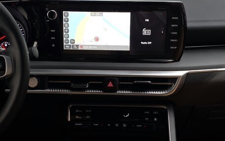 KIA K5, 2022 год, 2 100 000 рублей, 10 фотография