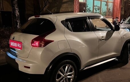 Nissan Juke II, 2011 год, 810 000 рублей, 3 фотография