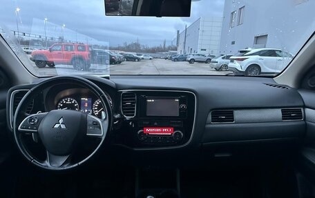 Mitsubishi Outlander III рестайлинг 3, 2013 год, 1 224 000 рублей, 5 фотография