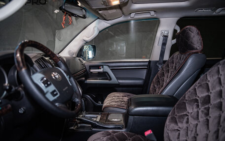 Toyota Land Cruiser 200, 2009 год, 2 600 000 рублей, 12 фотография